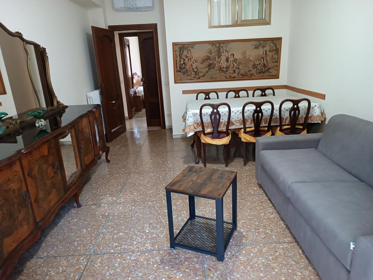 Hortis Apartment, 5 Persone, 2 Camere, Balcone, Metro C E Tram Per Il Centro โรม ภายนอก รูปภาพ